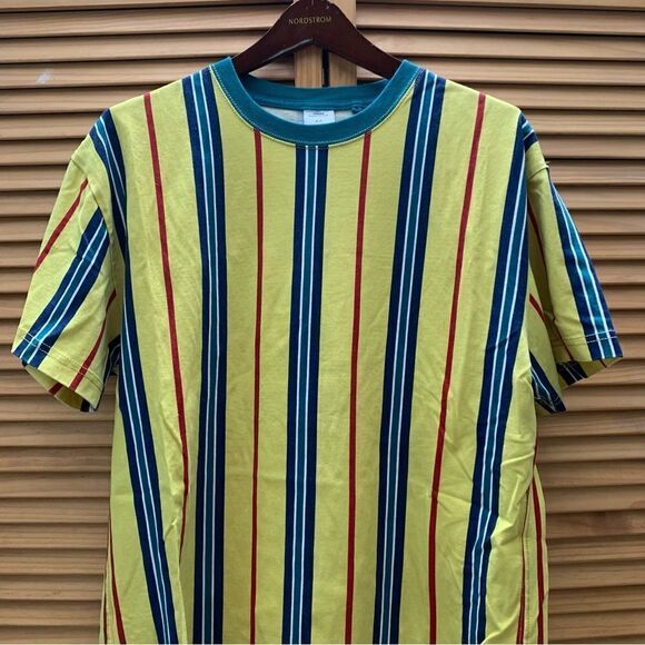 Urban outfitters Men’s Striped T-shirt Small - Picture 3 of 5